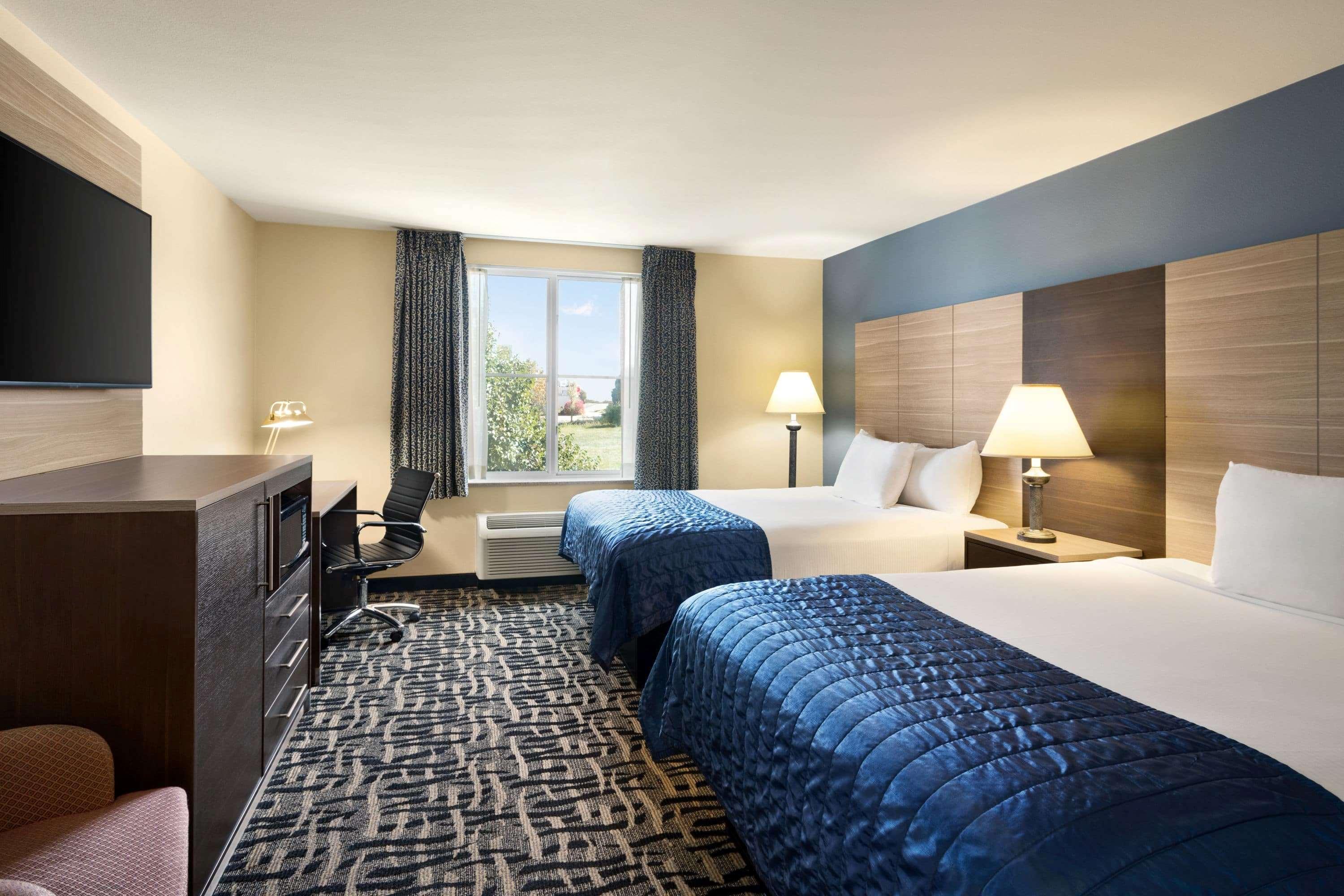 Baymont By Wyndham Ft. Leonard/Saint Robert Hotel Buitenkant foto